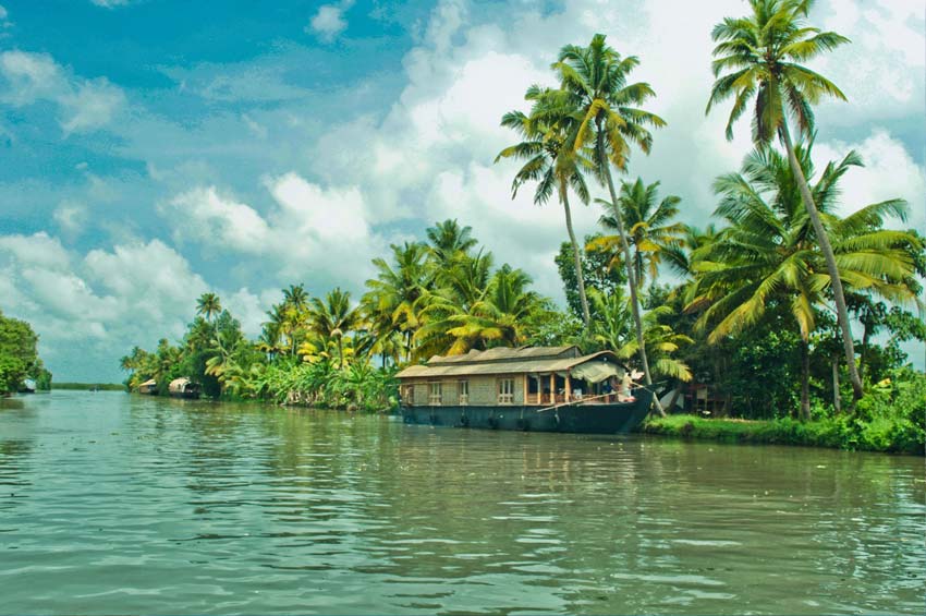 Cochin - Munnar - Periyar - Kumarakom - Houseboat - Alleppey - Cochin - Jaipur - Fatehpur Sikri - Agra - Delhi Tour